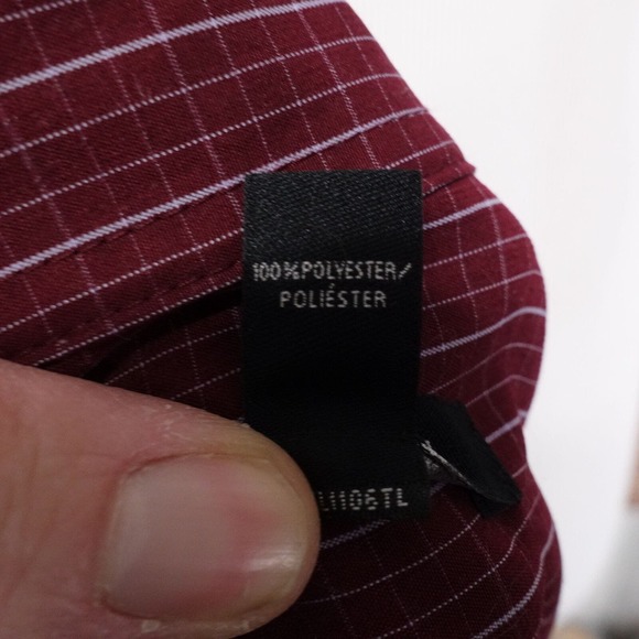 VAN HEUSEN LONG SLEEVE DARK RED CHECK BUTTON DOWN SHIRT MENS L 16-16.5 - Picture 7 of 7